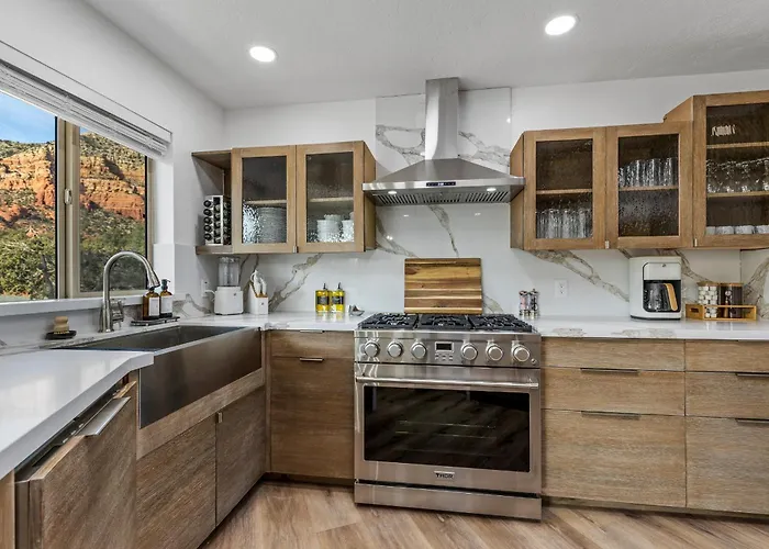 Stunning Red Rock Views | Pickleball, Pool, Hot Tub & Theater *