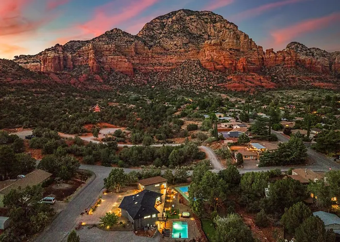 Stunning Red Rock Views | Pickleball, Pool, Hot Tub & Theater *