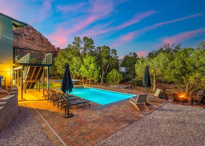 Stunning Red Rock Views | Pickleball, Pool, Hot Tub & Theater * Sedona